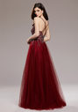 Abendkleid aus Tüll mit Strassbesatz in Rio Red
