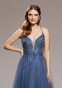 Vestido de noche de tul con lazada en la espalda en índigo virtual