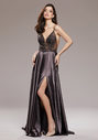 Robe de soirée en satin à fines bretelles en marron brillant