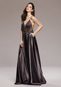 Robe de soirée en satin à fines bretelles en marron brillant