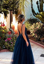 Abendkleid aus Tüll mit Strassbesatz in Twilight Blue