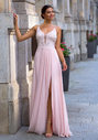 Abendkleid mit Stickereiverzierungen in Pearl Pink