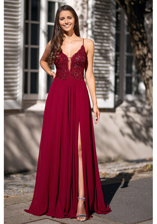 Evening dress with embroidery decorations in Rio Red