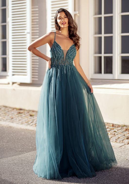 Robe de soirée en tulle avec strass en vert botanique