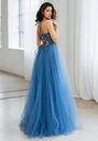 Vestido de noche de tul con lazada en la espalda en azul hielo