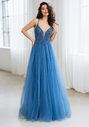 Vestido de noche de tul con lazada en la espalda en azul hielo