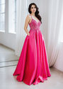 Abito da sera in mikado con strass rosa shocking