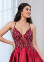 Robe de soirée en mikado avec strass en rouge Rio