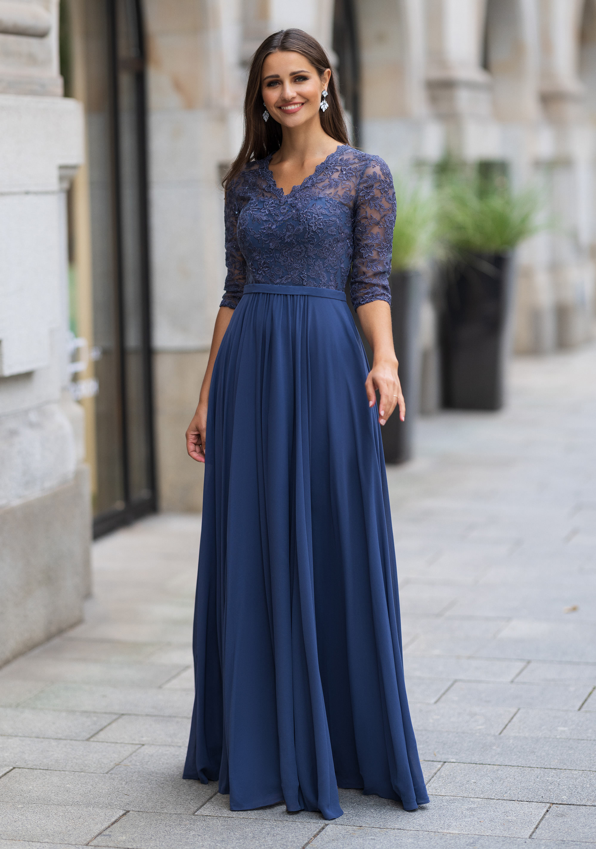 Chiffon Abendkleid in Vintage Indigo - Christian Koehlert