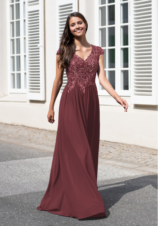Robe de soirée en mousseline avec broderie en Marsala Red