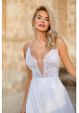 Evening dress with embroidery detailing in Snow White